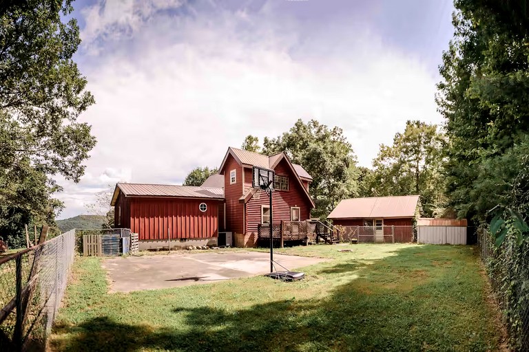 Cabins (United States of America, --, Tennessee)