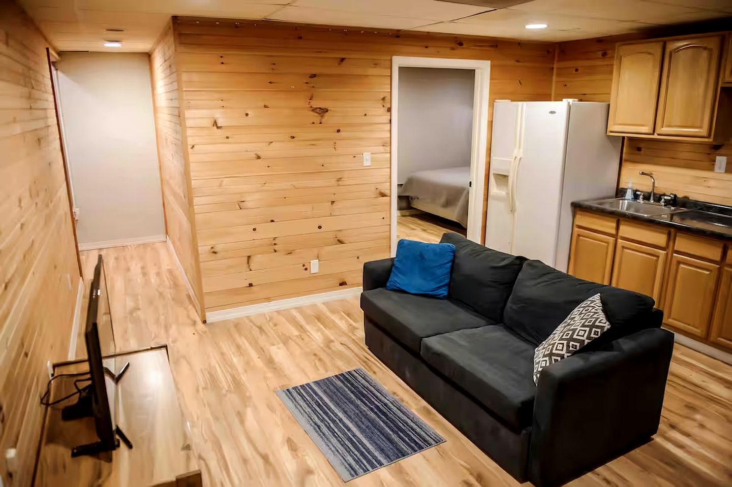 Amazing Cabin Close to Brimstone with Incredible Mountain Views near Helenwood, Tennessee