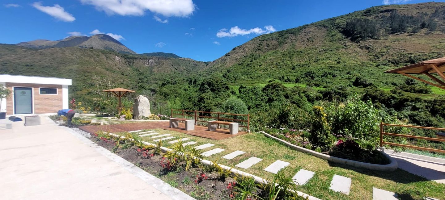 Beautiful Dome for a Unique Romantic Retreat in Peribuela, Ecuador