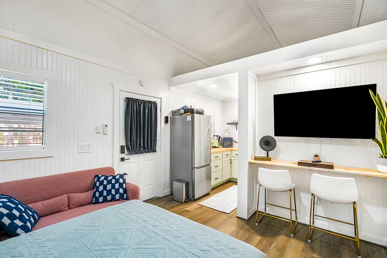 Tiny Houses (United States of America, Driftwood, Texas)