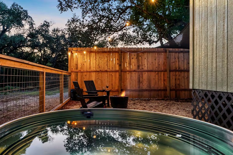 Tiny Houses (United States of America, Driftwood, Texas)