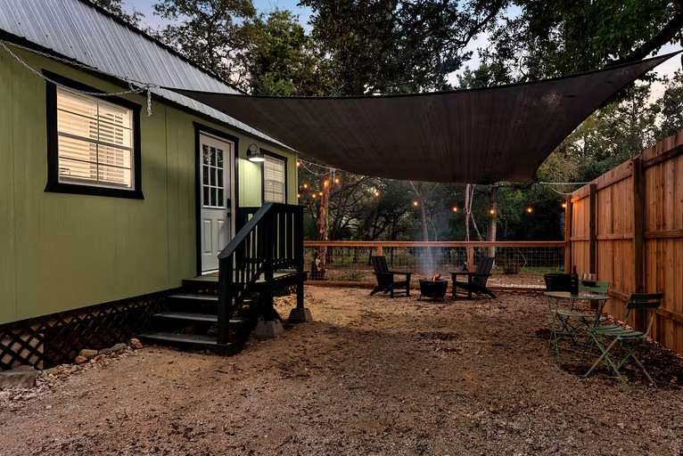 Tiny Houses (United States of America, Driftwood, Texas)