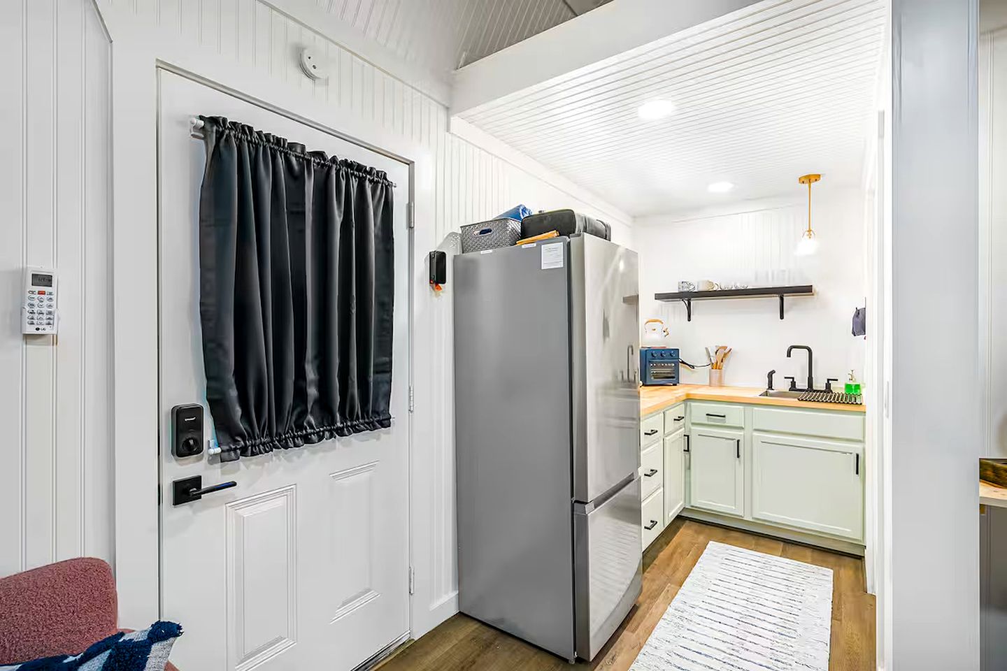 Romantic Tiny Casita Surrounded by Nature with Pool, Fire Pit, and Griddle near Driftwood, Texas