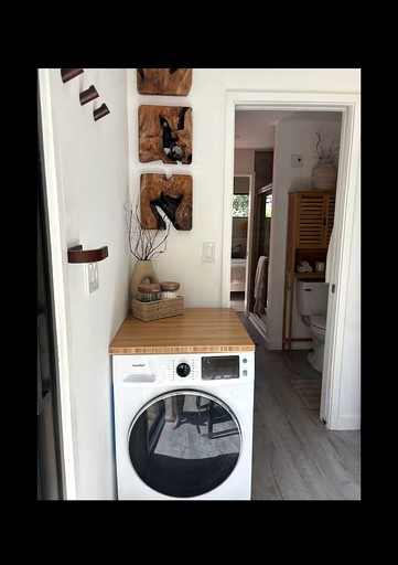 Containers (United States of America, Fort Myers, Florida)