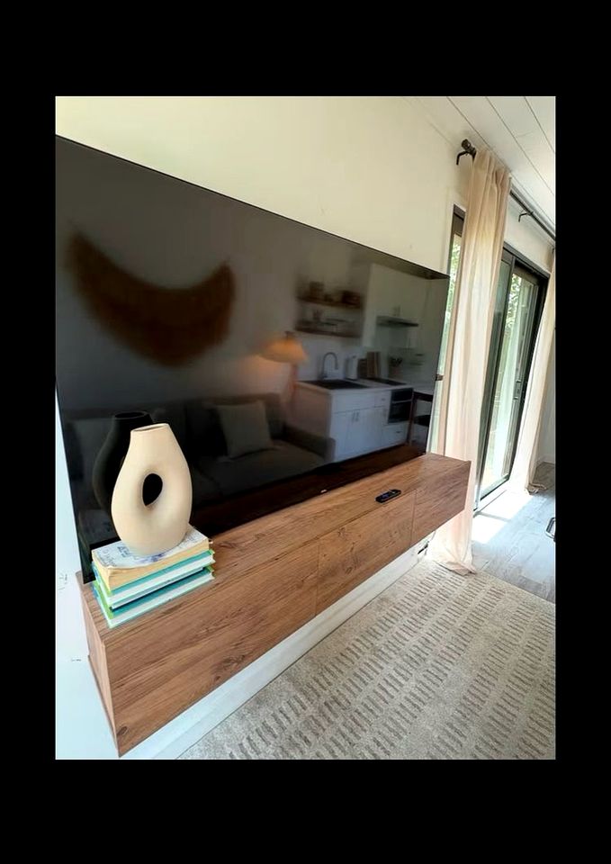 Modern Container Tiny Home for a Peaceful Getaway in Fort Myers, Florida