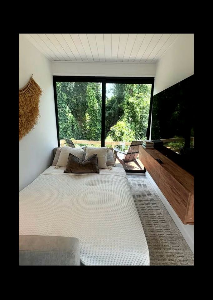 Modern Container Tiny Home for a Peaceful Getaway in Fort Myers, Florida