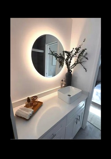 Containers (United States of America, Fort Myers, Florida)