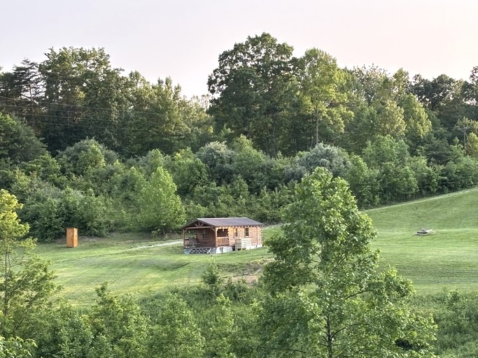Log Cabins (United States of America, Gallipolis, Ohio)