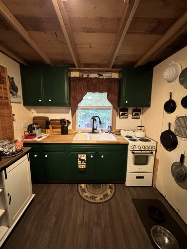 Cabins (United States of America, Bath, New Hampshire)