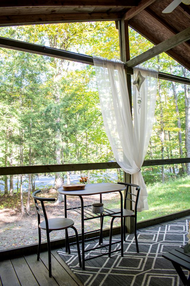 Rustic Cabin in the Heart of the White Mountains for a Unique Getaway in New Hampshire