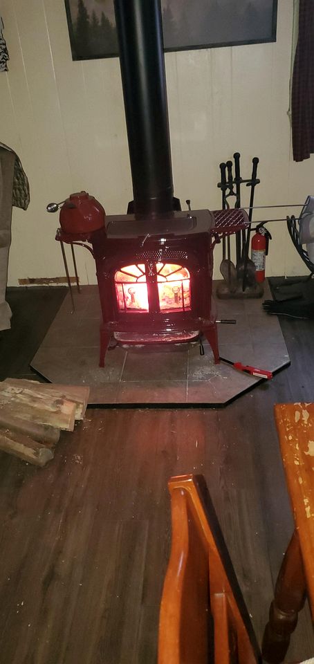 Rustic Cabin in the Heart of the White Mountains for a Unique Getaway in New Hampshire