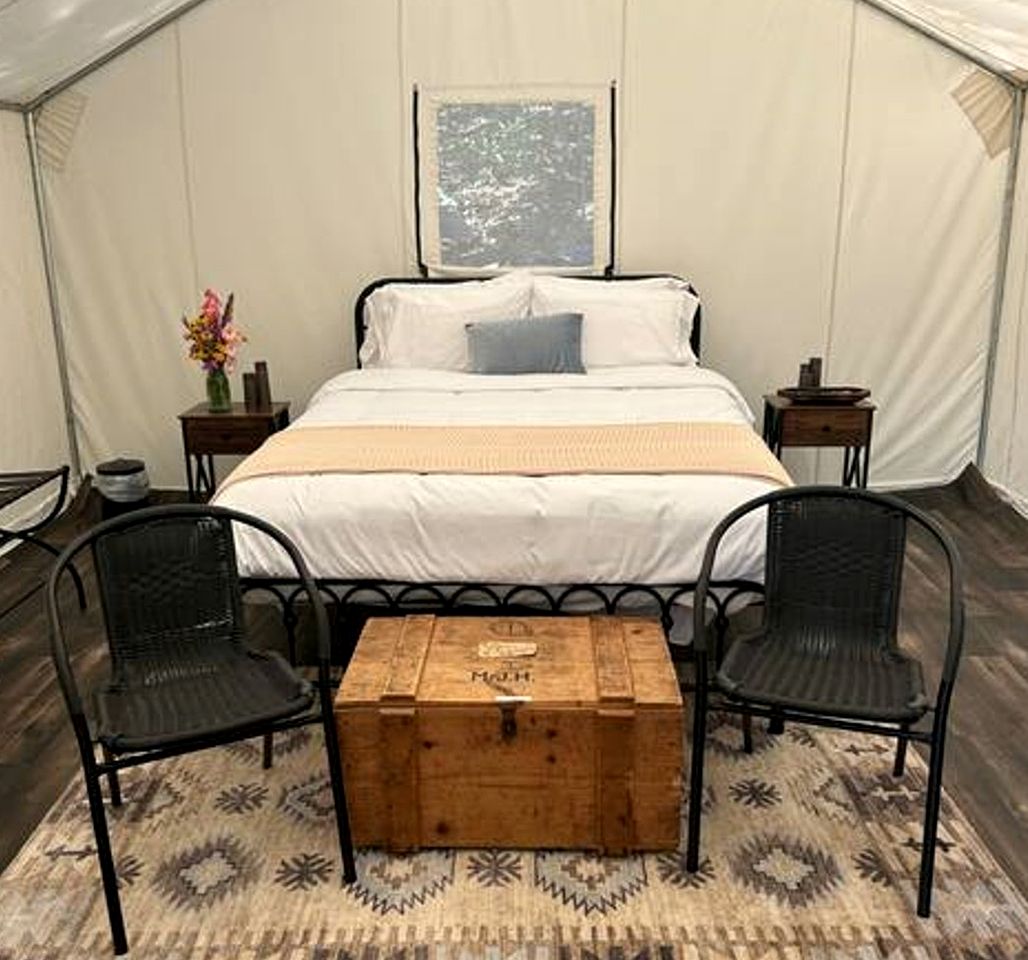 Gorgeous Safari Tent with Incredible Views for a Romantic Glamping Getaway near Waynesville, North Carolina