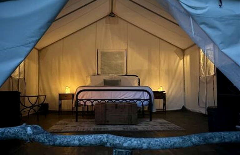 Safari Tents (United States of America, --, --)