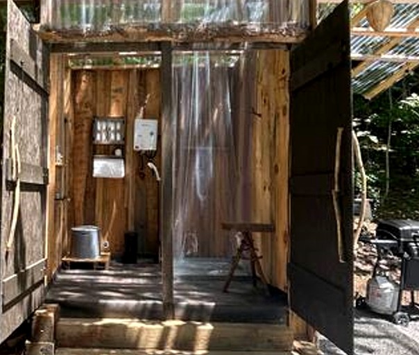 Safari Tents (United States of America, --, --)