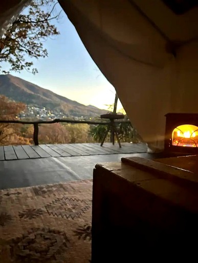 Safari Tents (United States of America, --, --)