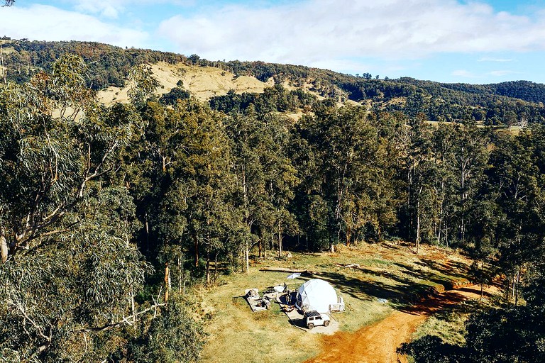 Luxurious Secluded Dome for a Romantic Glamping Getaway in Tom's Creek, New South Wales
