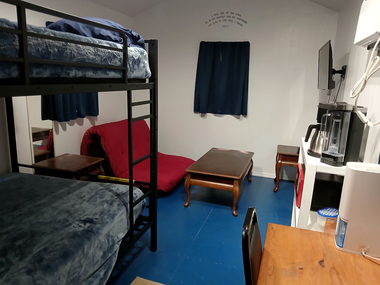 Peaceful Bunkhouse Surrounded by Nature near Graysville, Tennessee