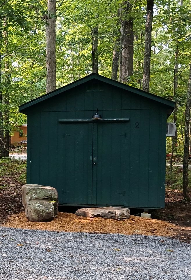 Peaceful Bunkhouse Surrounded by Nature near Graysville, Tennessee