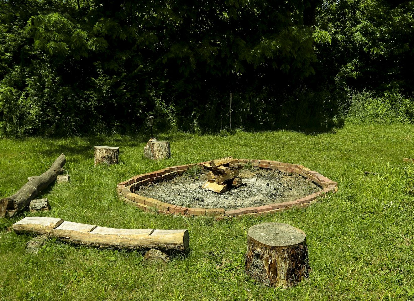 Cute Cozy Suite Rental Nestled on Beautiful Private Grounds for a Peaceful Getaway near Columbus, Ohio