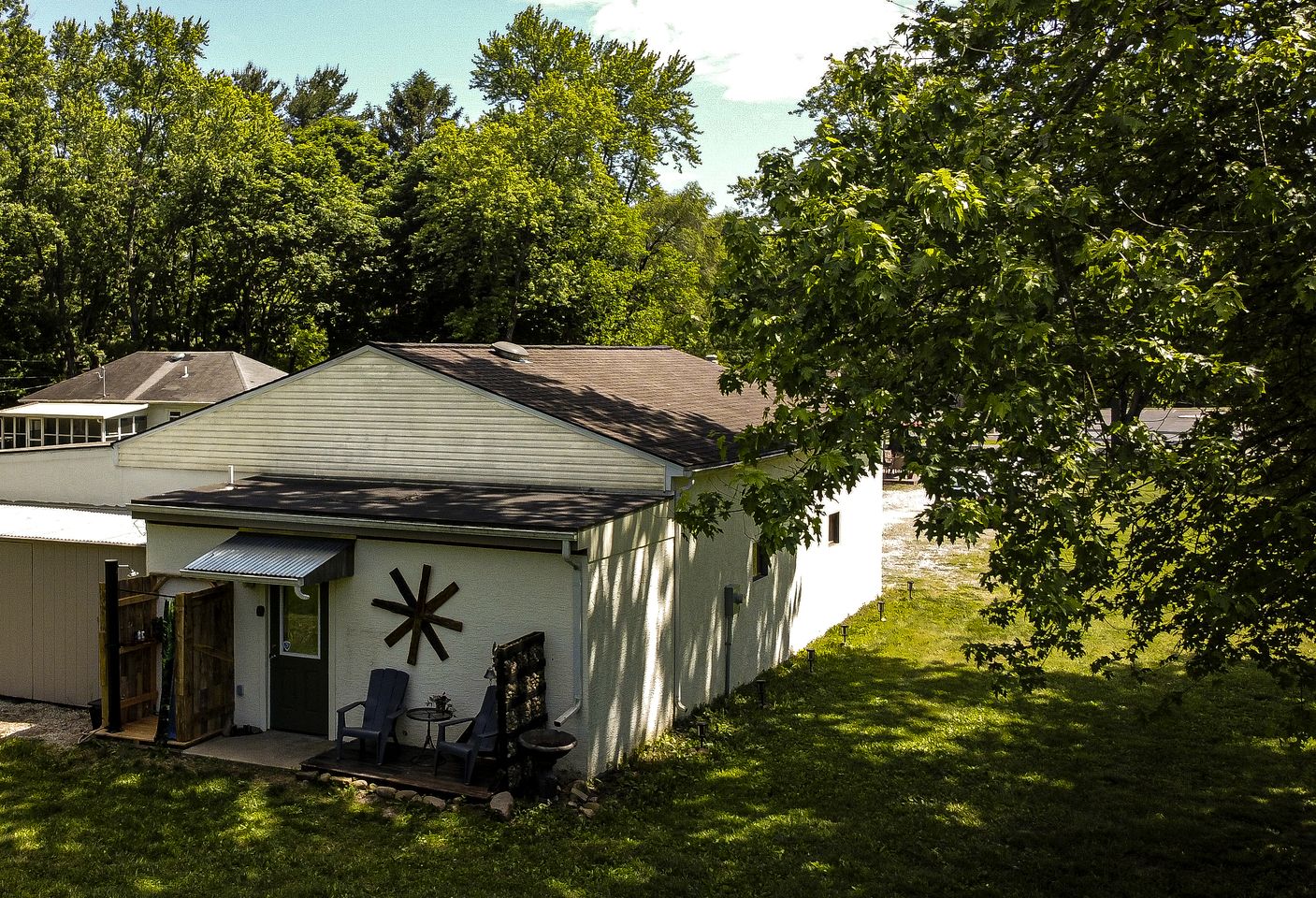 Cute Cozy Suite Rental Nestled on Beautiful Private Grounds for a Peaceful Getaway near Columbus, Ohio