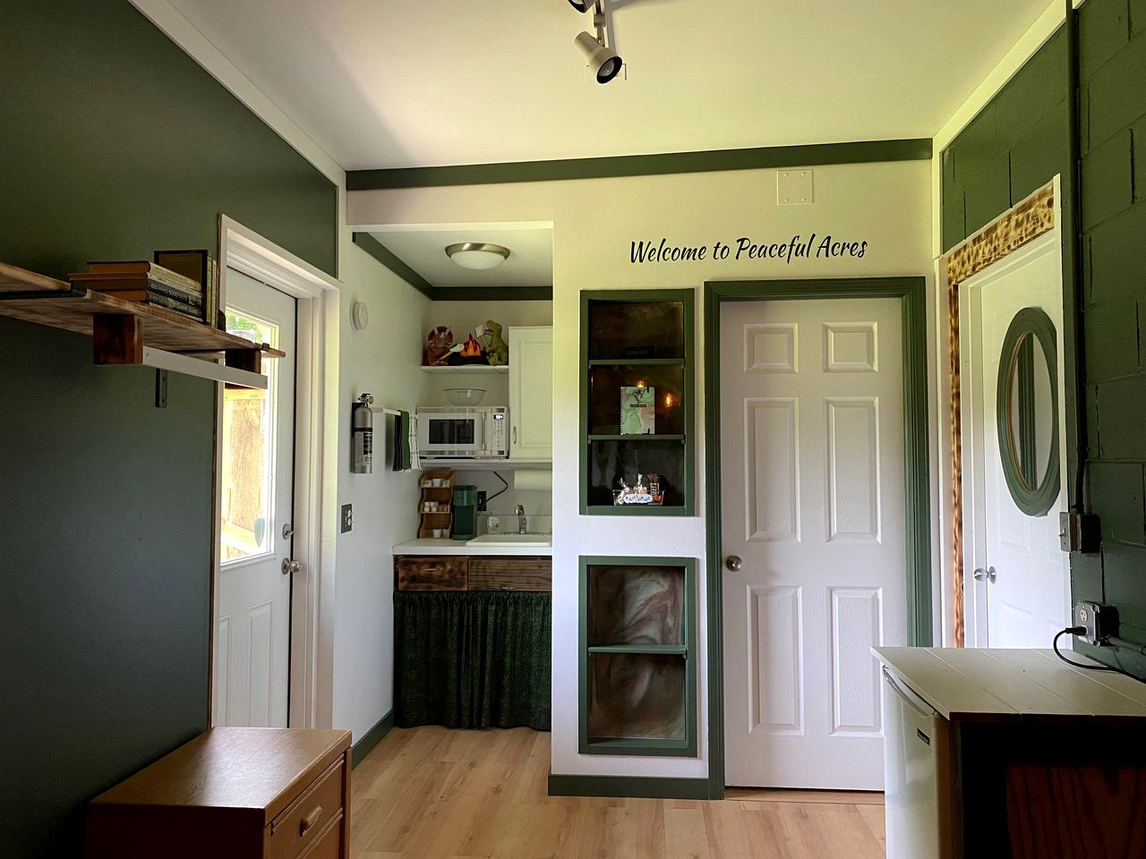 Cute Cozy Suite Rental Nestled on Beautiful Private Grounds for a Peaceful Getaway near Columbus, Ohio