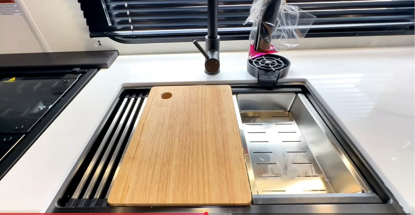 Luxurious Boutique Tiny House for a Relaxing Getaway in Wimberley, Texas