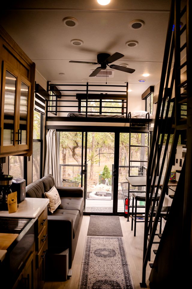 Luxurious Boutique Tiny House for a Relaxing Getaway in Wimberley, Texas