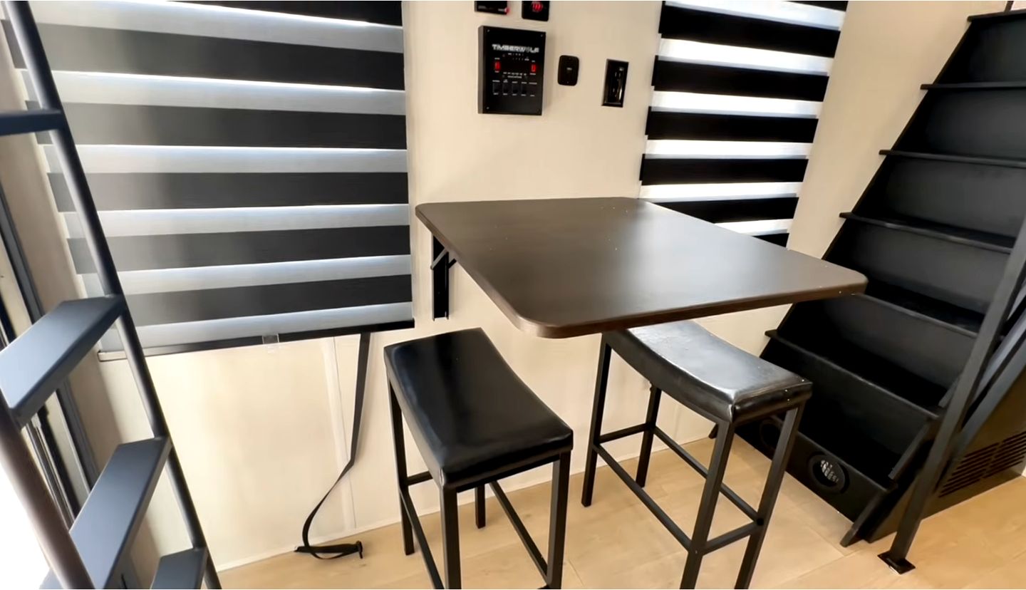 Luxurious Boutique Tiny House for a Relaxing Getaway in Wimberley, Texas