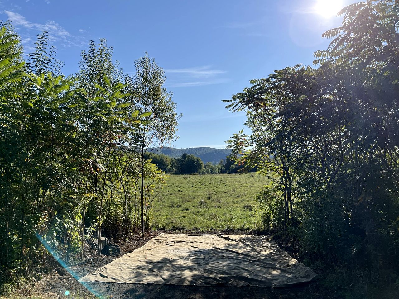 Beautiful Minimalist A-Frame Cabin for a Cozy Romantic Getaway in Nature in Luskville, Quebec