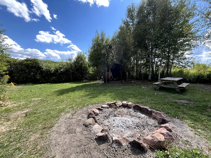 A-Frames (Canada, Luskville, Quebec)