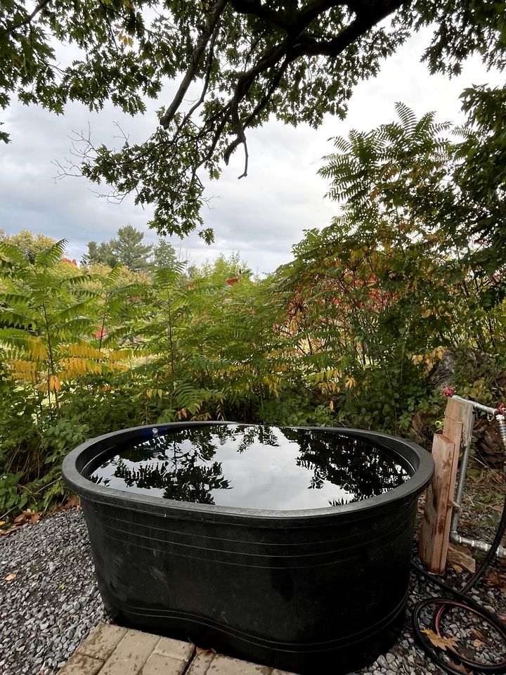 Beautiful Minimalist A-Frame Cabin for a Cozy Romantic Getaway in Nature in Luskville, Quebec