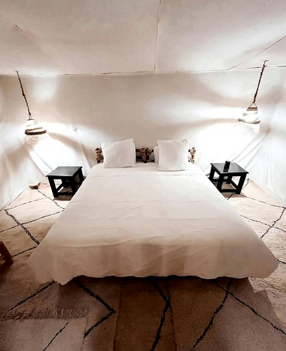 Safari Tents (Morocco, --, --)