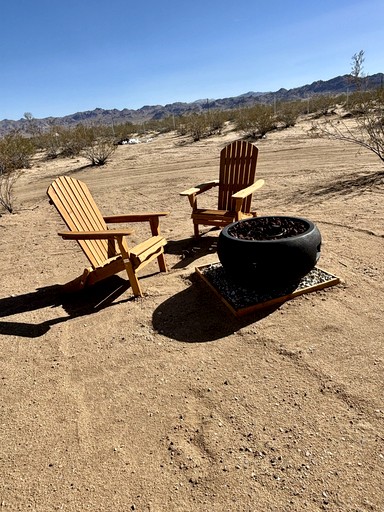 Cabins (United States of America, Joshua Tree, California)