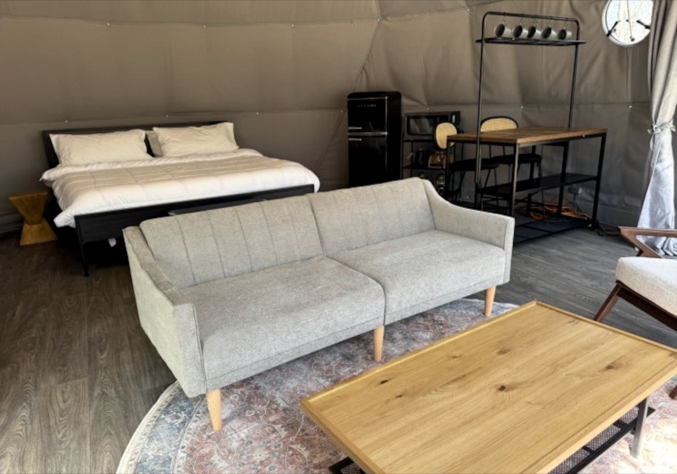 Spacious Family Dome for an Incredible Glamping Experience near Greentown, Pennsylvania