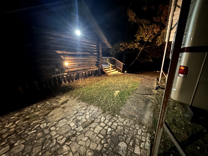 Cabins (United States of America, Opelika, Alabama)