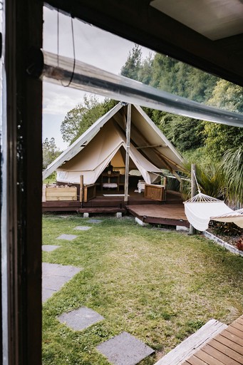 Bell Tents (New Zealand, Tauranga, Bay of Plenty)