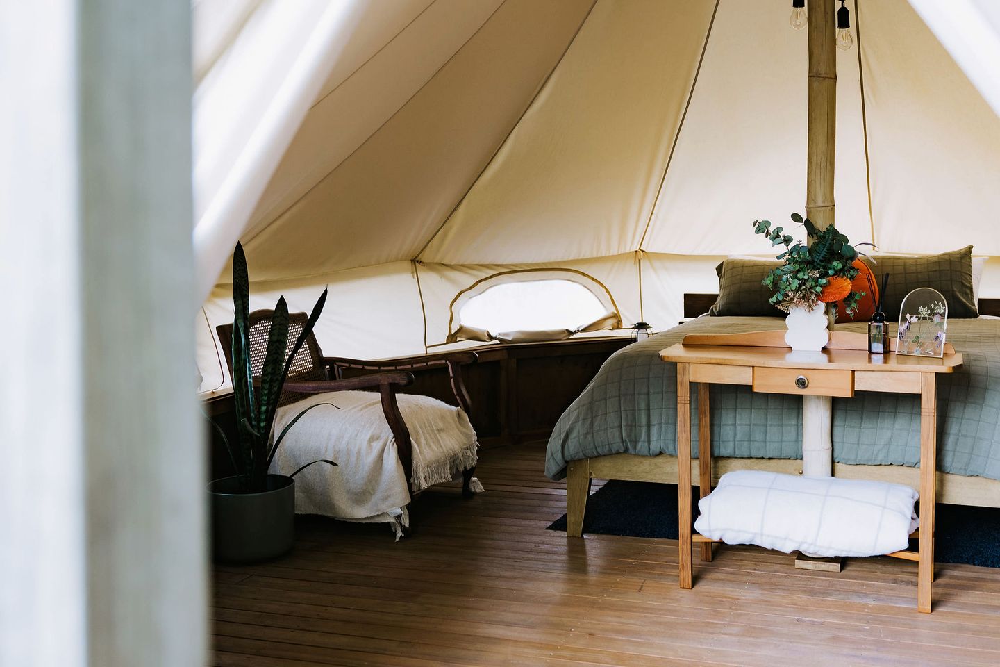 Gorgeous Bell Tent with Stunning Views of the Pongakawa Hills and Ocean near Tauranga, New Zealand