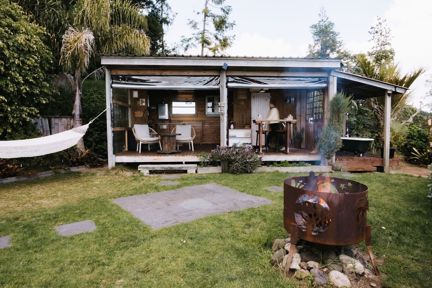 Gorgeous Bell Tent with Stunning Views of the Pongakawa Hills and Ocean near Tauranga, New Zealand