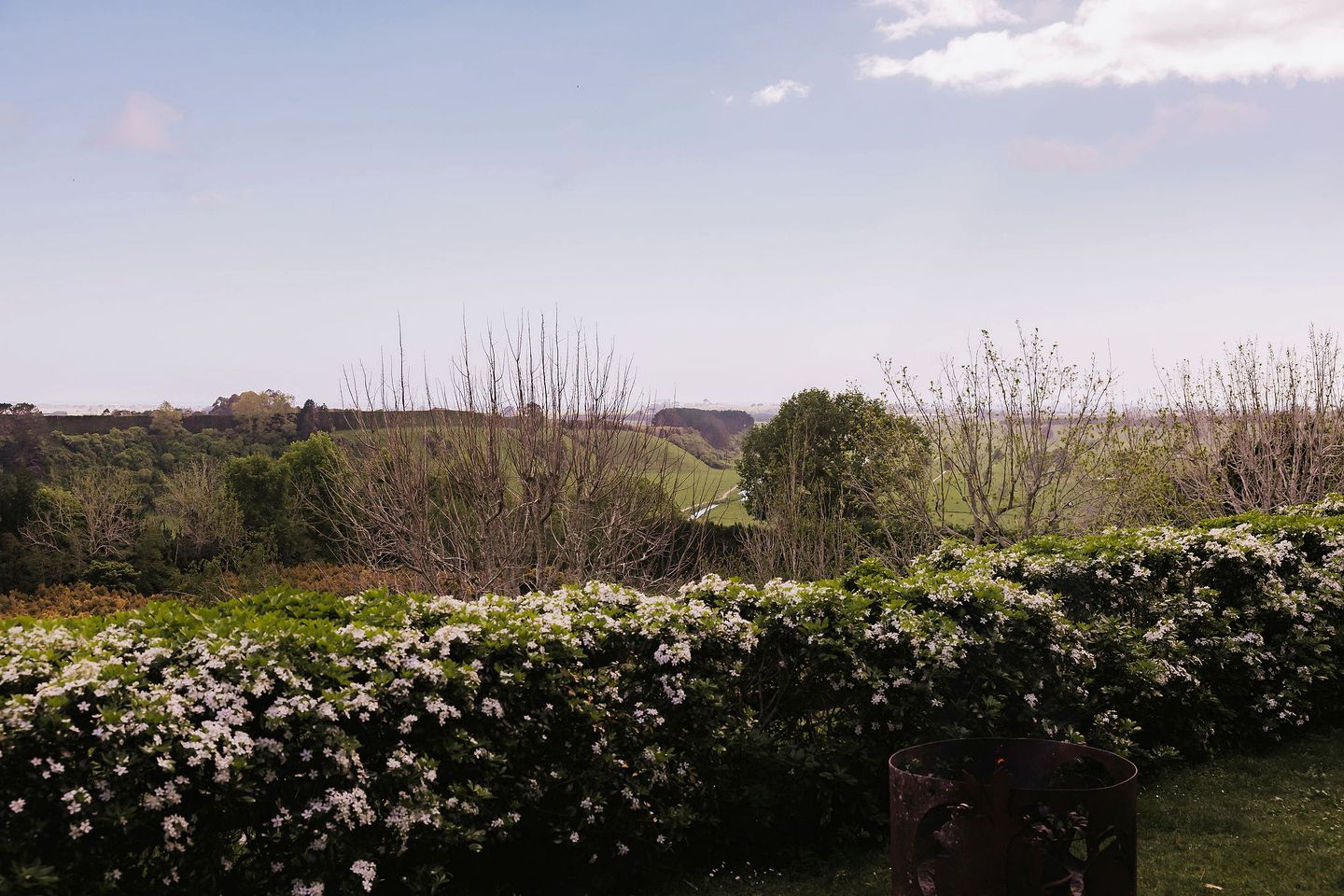 Gorgeous Bell Tent with Stunning Views of the Pongakawa Hills and Ocean near Tauranga, New Zealand
