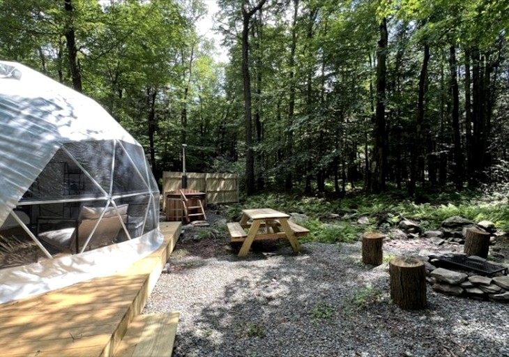 Domes (United States of America, Greentown, Pennsylvania)