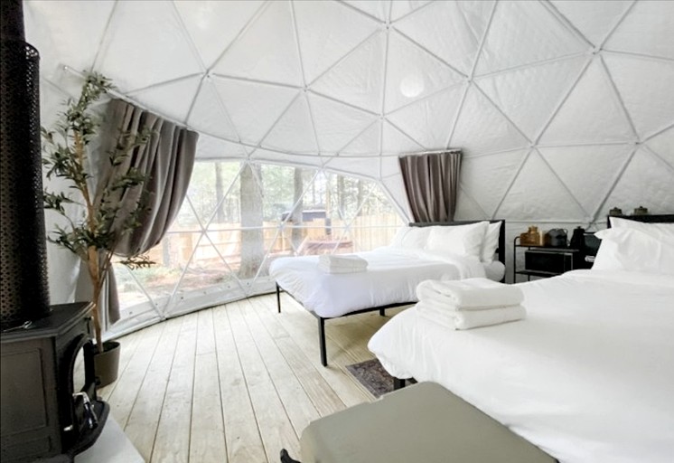 Domes (United States of America, Greentown, Pennsylvania)