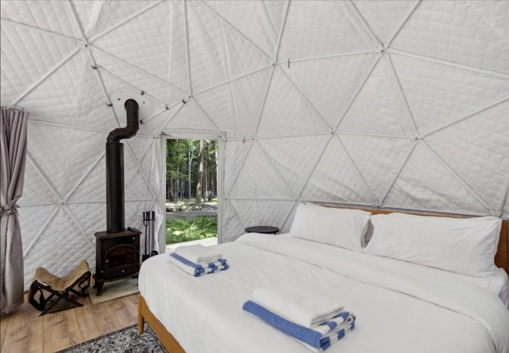 Domes (United States of America, Greentown, Pennsylvania)