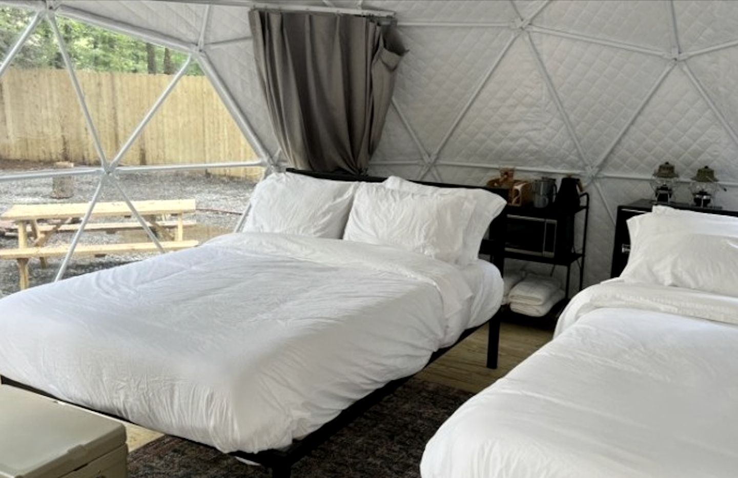 Amazing Dome Surrounded by Trees for a Relaxing Glamping Getaway near Greentown, Pennsylvania