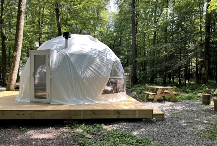 Amazing Dome Surrounded by Trees for a Relaxing Glamping Getaway near Greentown, Pennsylvania
