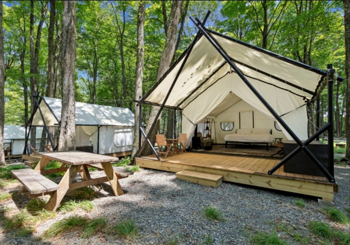 Beautiful Safari Tent for a Romantic Glamping Escape in Nature near Greentown, Pennsylvania
