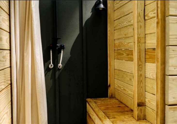 Tented Cabins (United States of America, Greentown, Pennsylvania)