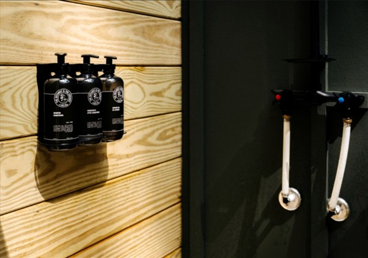 Tented Cabins (United States of America, Greentown, Pennsylvania)