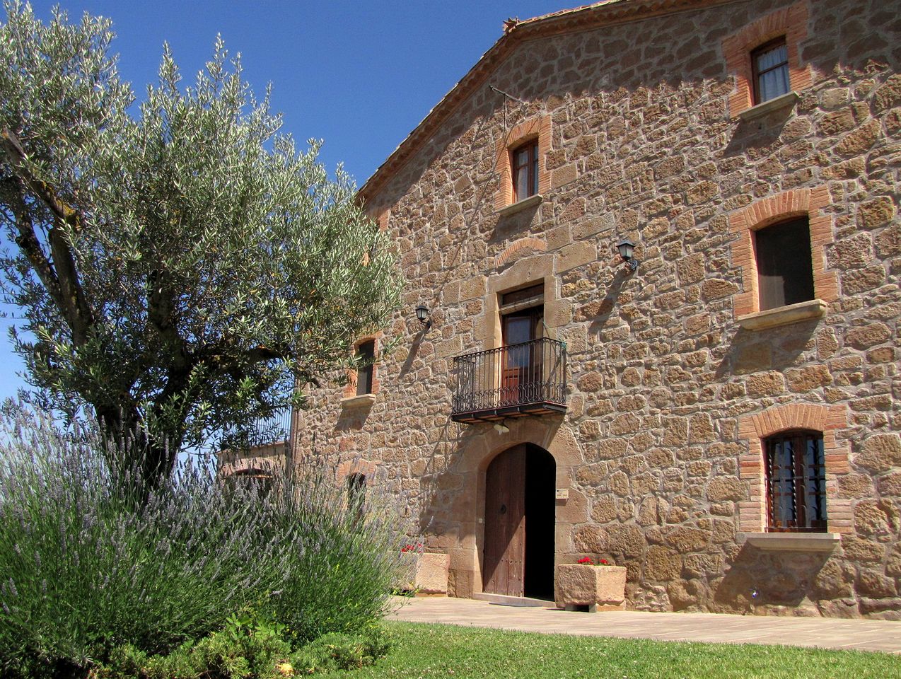 Gorgeous Suite Rental in a Charming Rural Farmhouse with Stunning Countryside Views in Catalonia, Spain