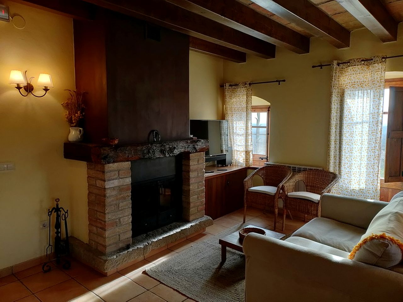 Gorgeous Suite Rental in a Charming Rural Farmhouse with Stunning Countryside Views in Catalonia, Spain