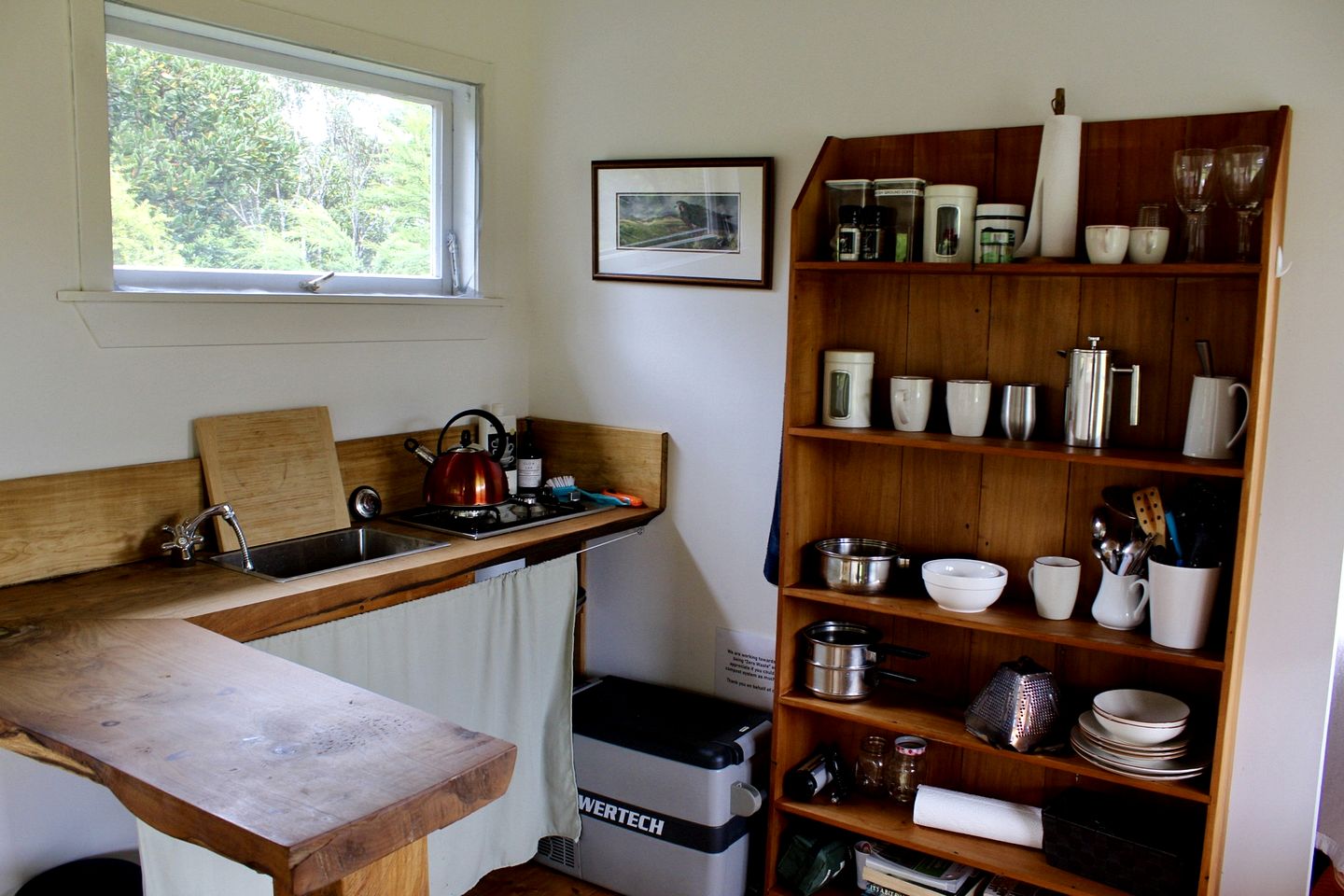 Incredible Off-Grid Cabin with Breathtaking Views for a Peaceful Escape in Nature near Whangarei, New Zealand